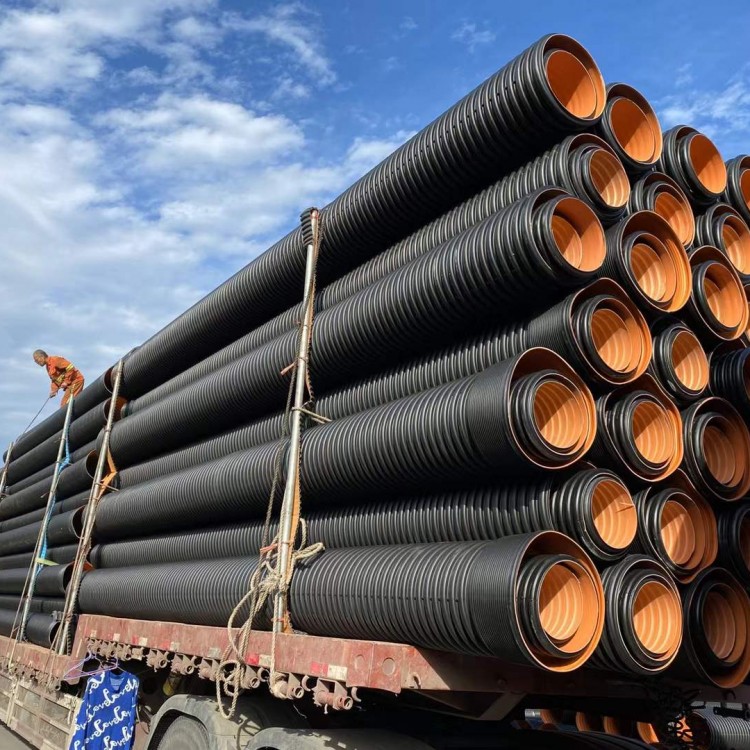 300雙壁波紋管價(jià)格 固地管道HDPE雙壁波紋管批量出售 現(xiàn)貨供應(yīng) 量大從優(yōu)