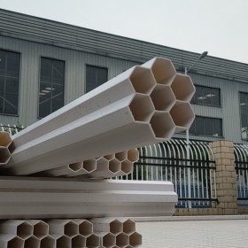 四川瀘州宜賓自貢內(nèi)江七孔梅花管七孔管 PVC七孔管 直埋弱電穿線平壁式PVC多孔管特價