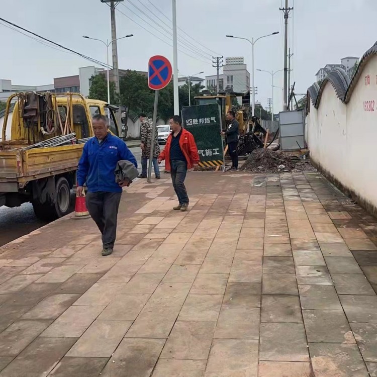 非開挖頂管施工公司 頂管施工隊(duì) 水平定向鉆施工