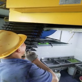 宏雙清潔 油煙機管道清洗 專業(yè)團隊上門服務(wù)承包大型油煙清洗工程