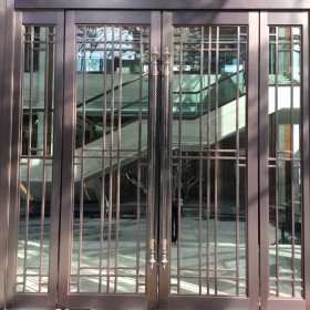 成都不銹鋼玻璃門(mén) 防火玻璃門(mén)廠家 酒店不銹鋼玻璃門(mén)安裝