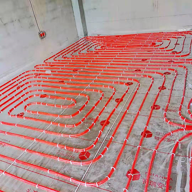 水暖 地暖系統(tǒng)施工現(xiàn)場(chǎng) 各類家庭暖氣安裝 水地暖散熱家用