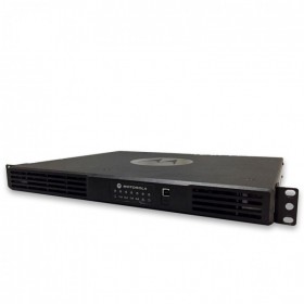 四川摩托羅拉對講機(jī)（Motorola） SLR5300中繼臺模擬數(shù)字中轉(zhuǎn)臺IP互聯(lián)信號放大器 V/U端