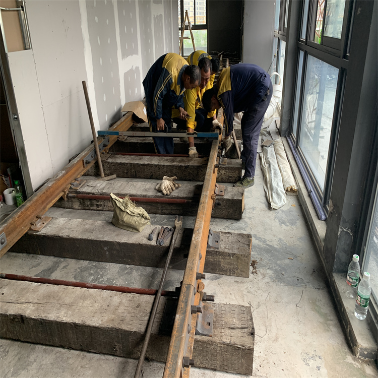 軌道鋼鋼軌 景區(qū)小火車 室內(nèi)密室逃脫主題樂(lè)園 安裝 鋪設(shè) 維護(hù)