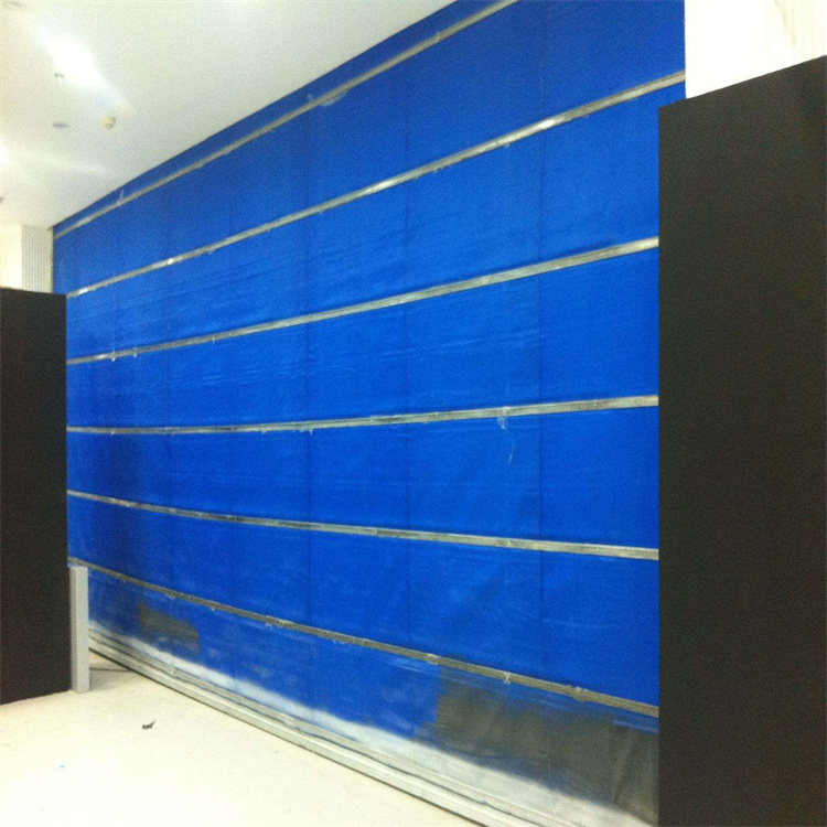 鋼質(zhì)復合防火卷簾門