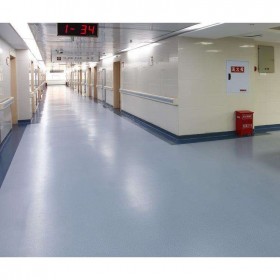 綿陽(yáng)醫(yī)用地膠廠家直銷，手術(shù)室專用PVC地板批發(fā)，醫(yī)用PVC塑膠地板現(xiàn)貨供應(yīng)中，凈化室地膠廠家