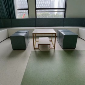 南充塑膠地板批發(fā)，PVC地板，地板膠批發(fā)，醫(yī)用地膠，幼兒園用地板膠現(xiàn)貨供應(yīng)