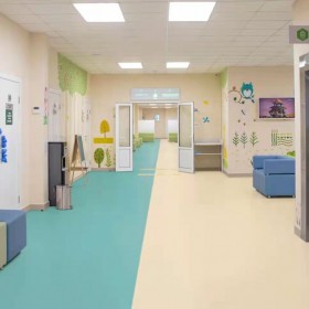 眉山塑膠地板批發(fā)，PVC地板批發(fā)，眉山地板膠批發(fā)，眉山醫(yī)用地膠，幼兒園地板膠