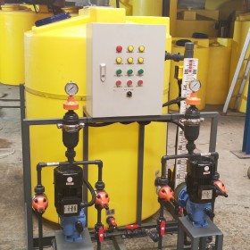 綠蘿 除磷加藥裝置 循環(huán)水系統(tǒng) 滅菌滅藻 遠(yuǎn)程控制