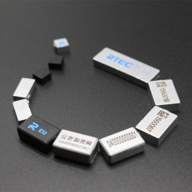 RFID小型標(biāo)簽 嵌入式陶瓷標(biāo)簽 國(guó)內(nèi)陶瓷標(biāo)簽 抗金屬標(biāo)簽 -Boson