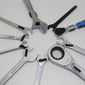 RFID電力工具管理標(biāo)簽 消防電力工具盤點標(biāo)簽 工具追溯標(biāo)簽 小型抗金屬標(biāo)簽 ES