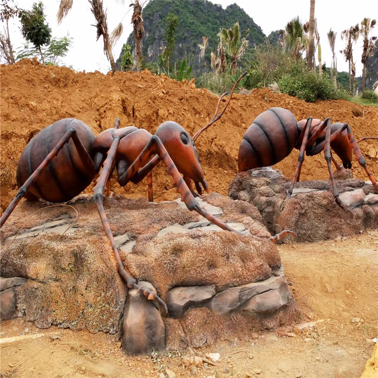 水泥直塑專業(yè)生產加工 造景塑石 水泥直塑空心山石  適應性強