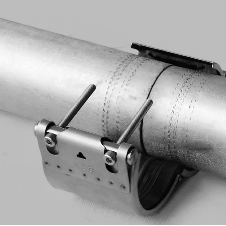 304不銹鋼彎頭修補(bǔ)器生產(chǎn)廠家 帶壓堵漏應(yīng)急搶修哈夫節(jié)管卡