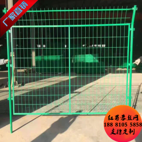 廠家批發(fā)雙邊絲折彎護欄網 高速公路鐵路護欄網圍欄網 四道灣護欄網