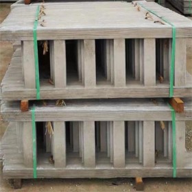 供應(yīng)水泥仿木護(hù)欄 鋼筋混凝土仿木欄桿 適用于景區(qū)河道公園 現(xiàn)貨供應(yīng)