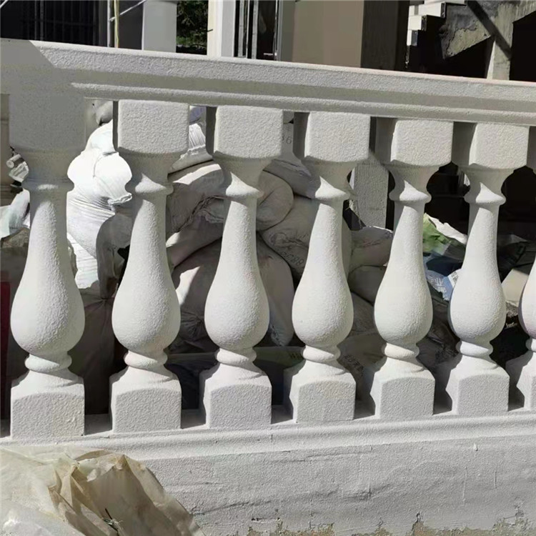 四川水泥欄桿 仿木欄桿 仿木圍欄 量大從優(yōu) 宏泰來