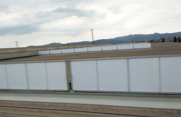 消防采光排煙天窗廠家教你如何選擇選擇好的天窗？