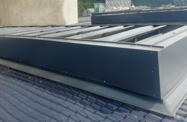  四川氣樓廠家教你如何選擇通風(fēng)氣樓