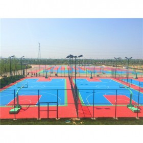 成都市運(yùn)動(dòng)場(chǎng)塑膠跑道 華塑pvc塑膠地板 羽毛懸浮地板