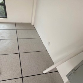 廣漢全鋁防靜電架空地板  優(yōu)質(zhì)鋁合金地板 全鋁防靜電架空地板 全鋁活動(dòng)通風(fēng)地板 廠家直銷