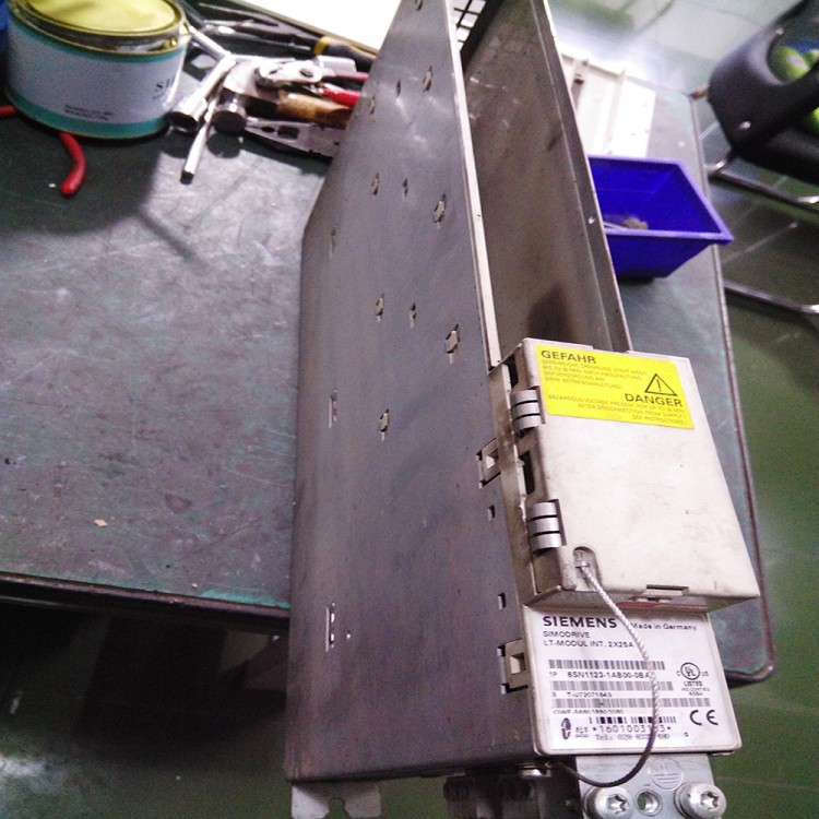 西門(mén)子數(shù)控橫線速度指令錯(cuò)誤維修 西門(mén)子重啟指令無(wú)效維修 數(shù)控西門(mén)子系統(tǒng)M00無(wú)法輸入指令