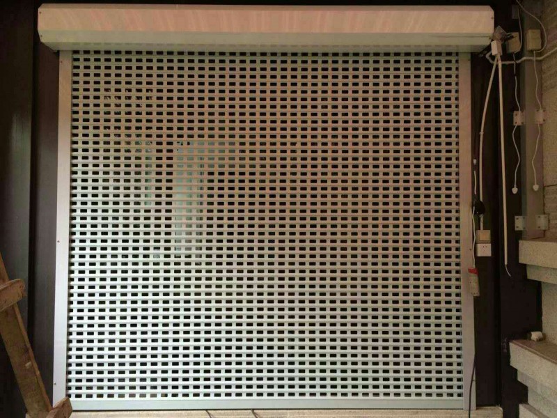 37歐式車庫(kù)門