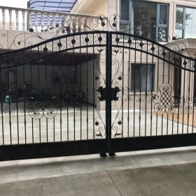 鐵大門(mén) 小區(qū)鐵門(mén) 別墅鐵藝門(mén) 四川依錦門(mén)業(yè) 廠家供應(yīng)