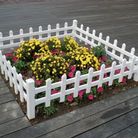 四川【工廠店】PVC塑鋼護欄花園圍欄別墅庭院塑料柵欄防腐木花園柵欄戶外花池白色塑料小籬笆綠化帶花園圍欄現(xiàn)貨直銷