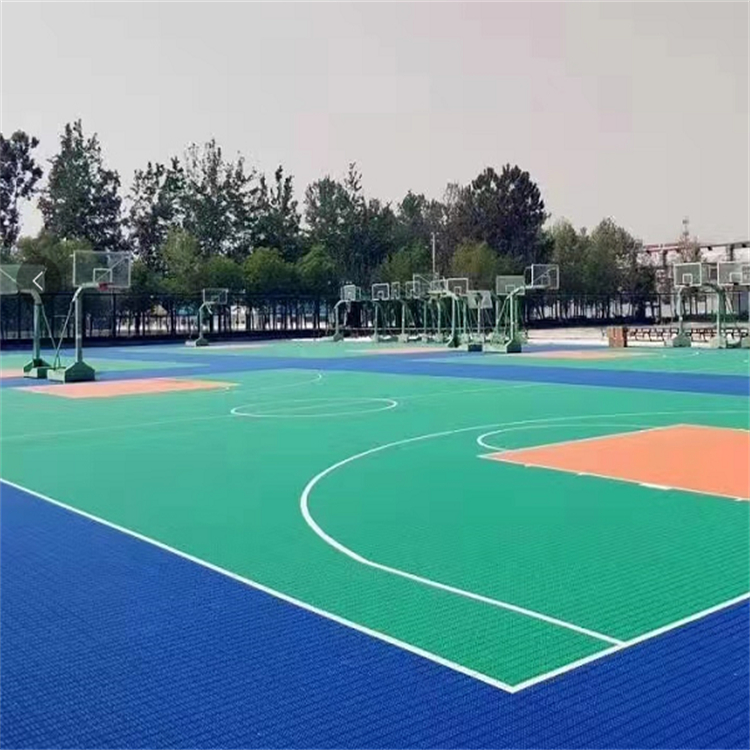 硅PU球場 網(wǎng)紅橡膠網(wǎng)球場 學(xué)校操場塑膠籃球場施工