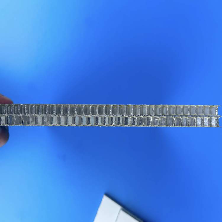 蜂窩板學校酒店隔斷吊頂全鋁復合蜂窩大板防火防潮吸音隔熱可定制