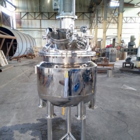 不銹鋼反應(yīng)釜 永通機(jī)械 不銹鋼內(nèi)外盤(pán)管 耐腐蝕