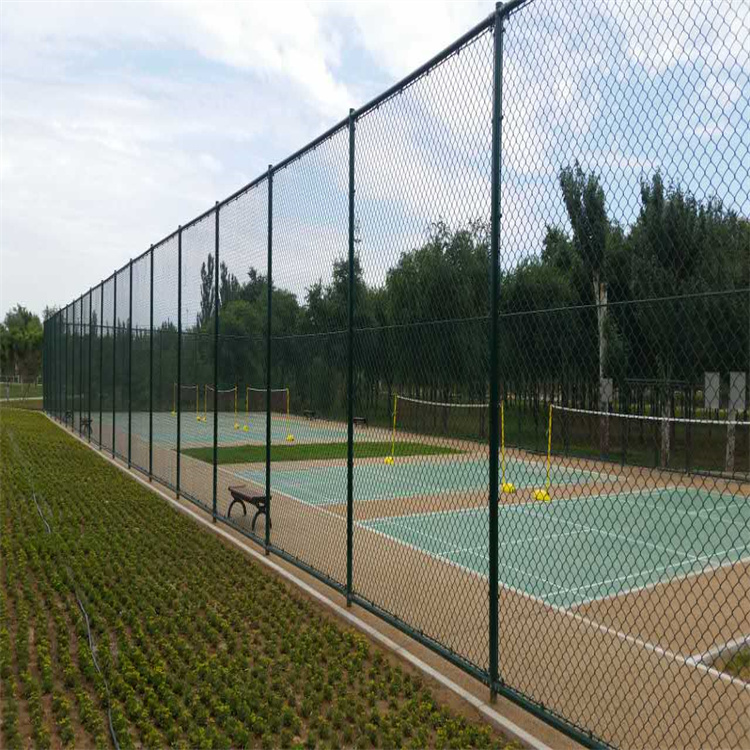球場(chǎng)圍欄 體育場(chǎng)護(hù)欄 運(yùn)動(dòng)場(chǎng)圍網(wǎng) 有現(xiàn)貨 可加工定做