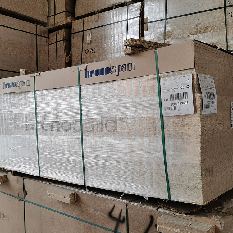 進口飾面osb板材 進口俄羅斯克諾斯邦 防水性好 規(guī)格齊全