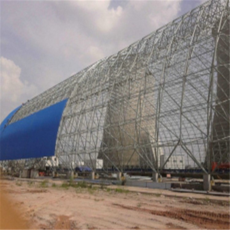 四川體育館網(wǎng)架 球場網(wǎng)架定制 收費站網(wǎng)架工程 鑫長興