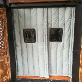 成都廠家上門(mén)安裝隔音棉門(mén)簾 酒吧隔音棉門(mén)簾 KTV隔音棉門(mén)簾 商場(chǎng)專(zhuān)用棉門(mén)簾