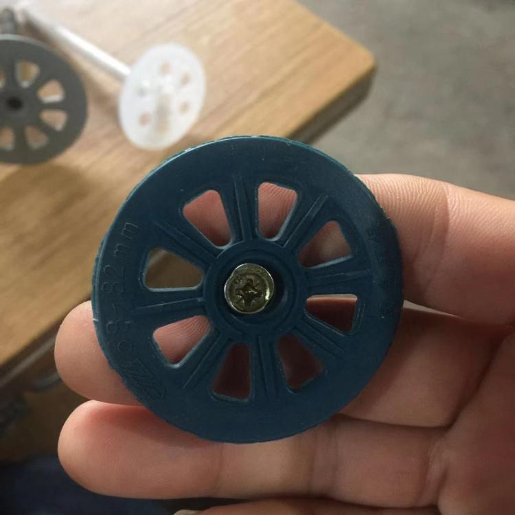 玉恒源廠價(jià)直供保溫釘工程塑料膨脹釘掛網(wǎng)抹灰專用釘掛片釘