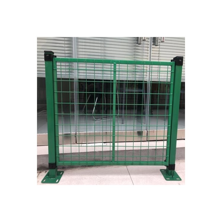 廠價(jià)玉恒源供應(yīng)荷蘭網(wǎng)、浸塑電焊網(wǎng)、護(hù)欄網(wǎng)、防護(hù)網(wǎng)