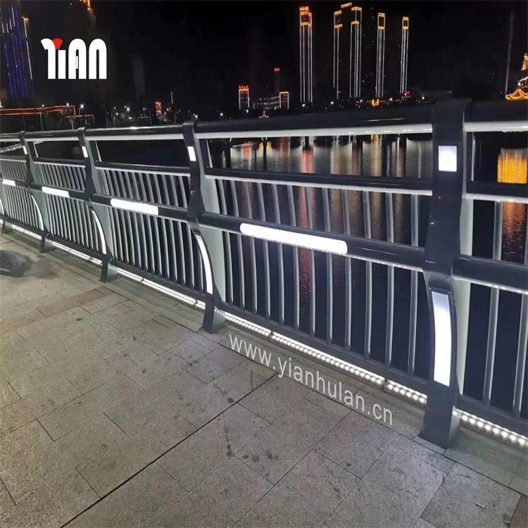 市政道路交通護欄 馬路交通隔離欄 防撞設施