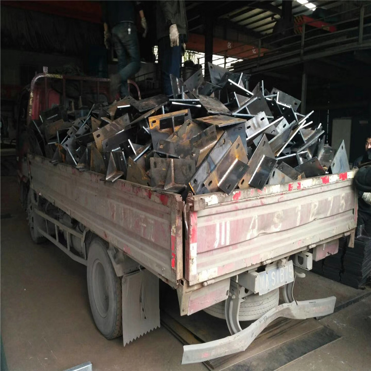 雅安宜工對(duì)外機(jī)械加工生產(chǎn)廠來圖加工專業(yè)加工廠