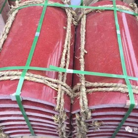 中國(guó)紅石材弧形板 表面光滑無(wú)瑕疵 質(zhì)地堅(jiān)硬色彩鮮紅
