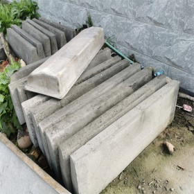 市政道路鋪設(shè)用水泥路沿石 現(xiàn)貨直供混凝土路邊石