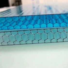 陽(yáng)光板透明雨棚車棚戶外隔熱 大棚透明陽(yáng)光板 PC蜂窩采光板工程