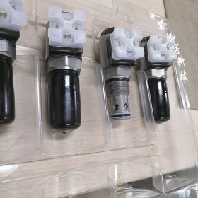 德國(guó)HYDAC賀德克電磁球閥WSM12120W-01-C-N-24DG水泥廠用