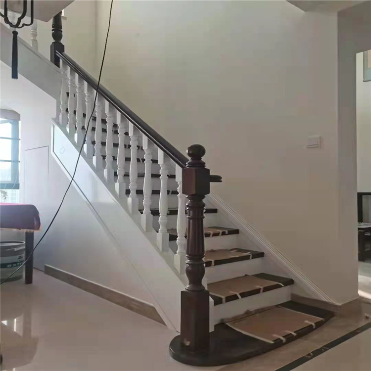 實(shí)木樓梯 實(shí)木樓梯定做報(bào)價(jià) 廠家上門安裝