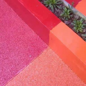 四川省成都市彩色透水混凝土生產(chǎn)廠家  彩色透水混凝土材料生產(chǎn)廠家  壓花地坪材料生產(chǎn)廠家 透水混凝土粘接劑報(bào)價(jià) 量大送貨到工地