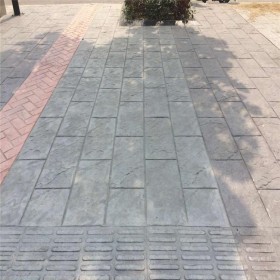 資陽(yáng)市 壓?；炷恋孛?水泥壓花材料  藝術(shù)壓花地坪  彩色壓花地坪材料廠家