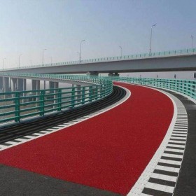 西昌市 透水彩色地面 無(wú)沙透水混凝土 透水地坪顏料 免費(fèi)提供技術(shù)指導(dǎo)